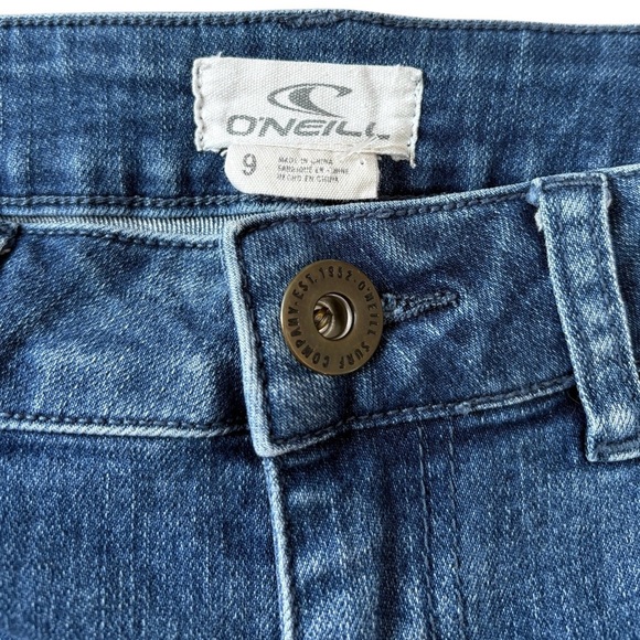 O'Neill, Women's Blue Denim Shorts, Size 9 - Picture 2 of 8